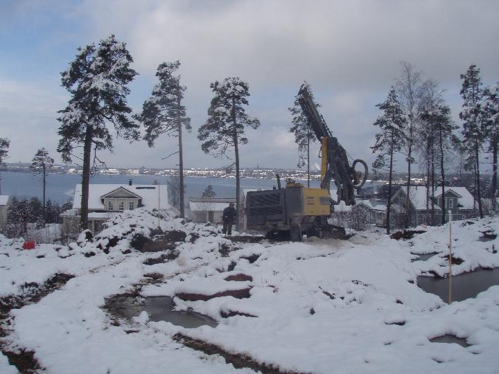 borrning nn 19.JPG - nu påbörjas borrningen inför sprängningen